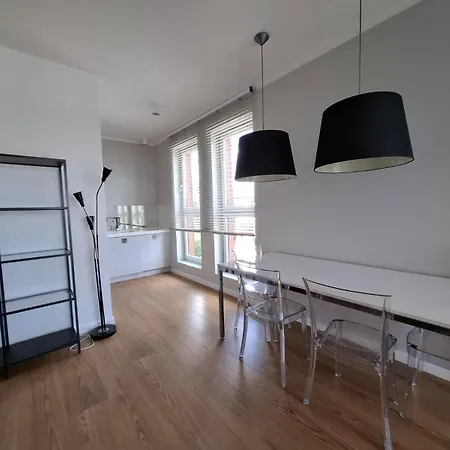 アパート White Glove Wojska Polskiego- Szpital Mswia