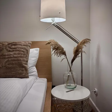 White Glove Wojska Polskiego- Szpital Mswia *