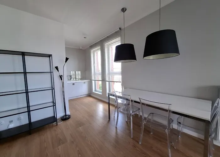 Apartment White Glove Wojska Polskiego- Szpital Mswia