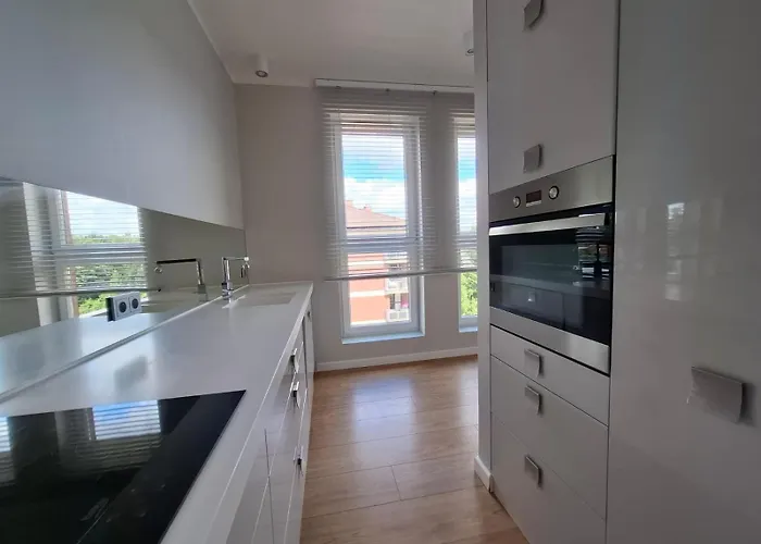 White Glove Wojska Polskiego- Szpital Mswia Apartment *